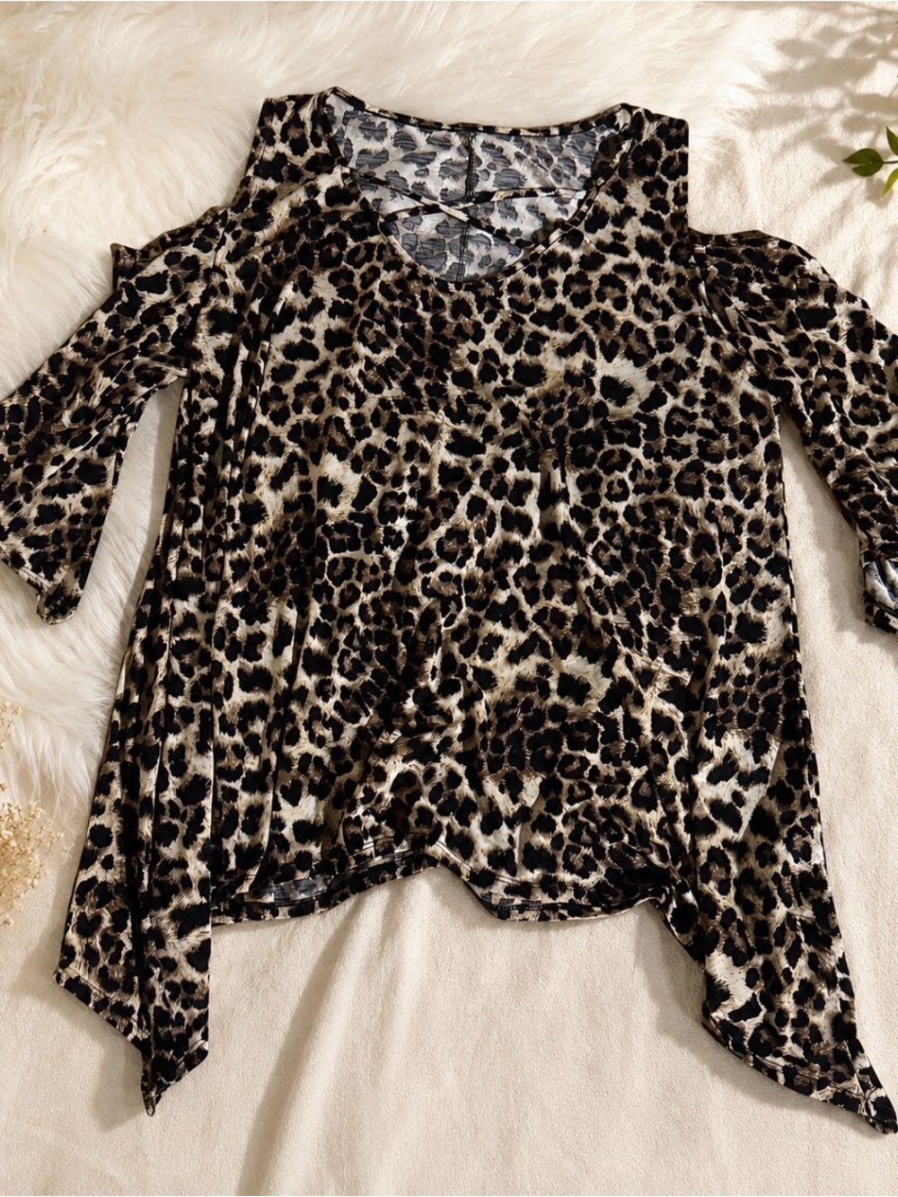 Cold-Shoulder Leopard Print Blouse - Black & Tan